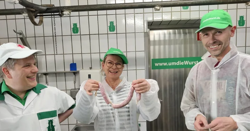 Nuremberg: Cooking class & bratwurst workshop – from the pig to a 5-course menu